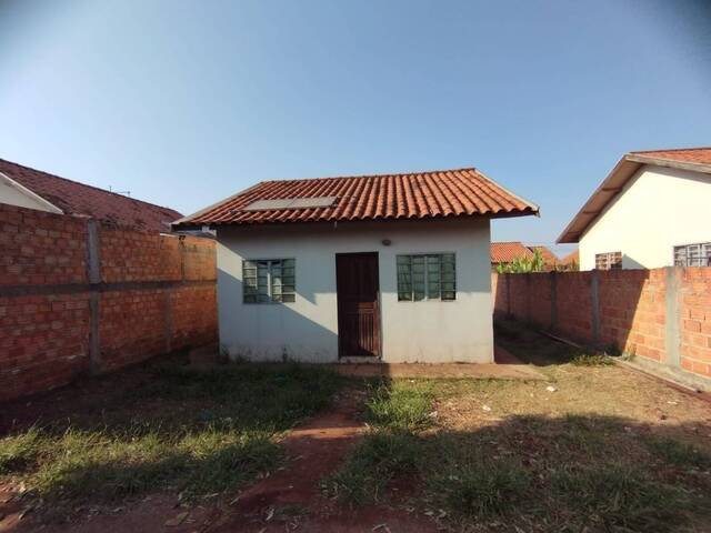 #273 - Casa para Venda em Arapongas - PR - 2